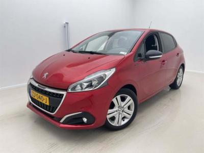 PEUGEOT 208 1.2 PureTech Signature