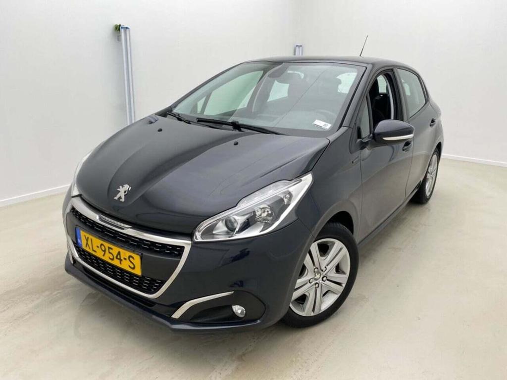 PEUGEOT 208 1.2 PureTech Signature