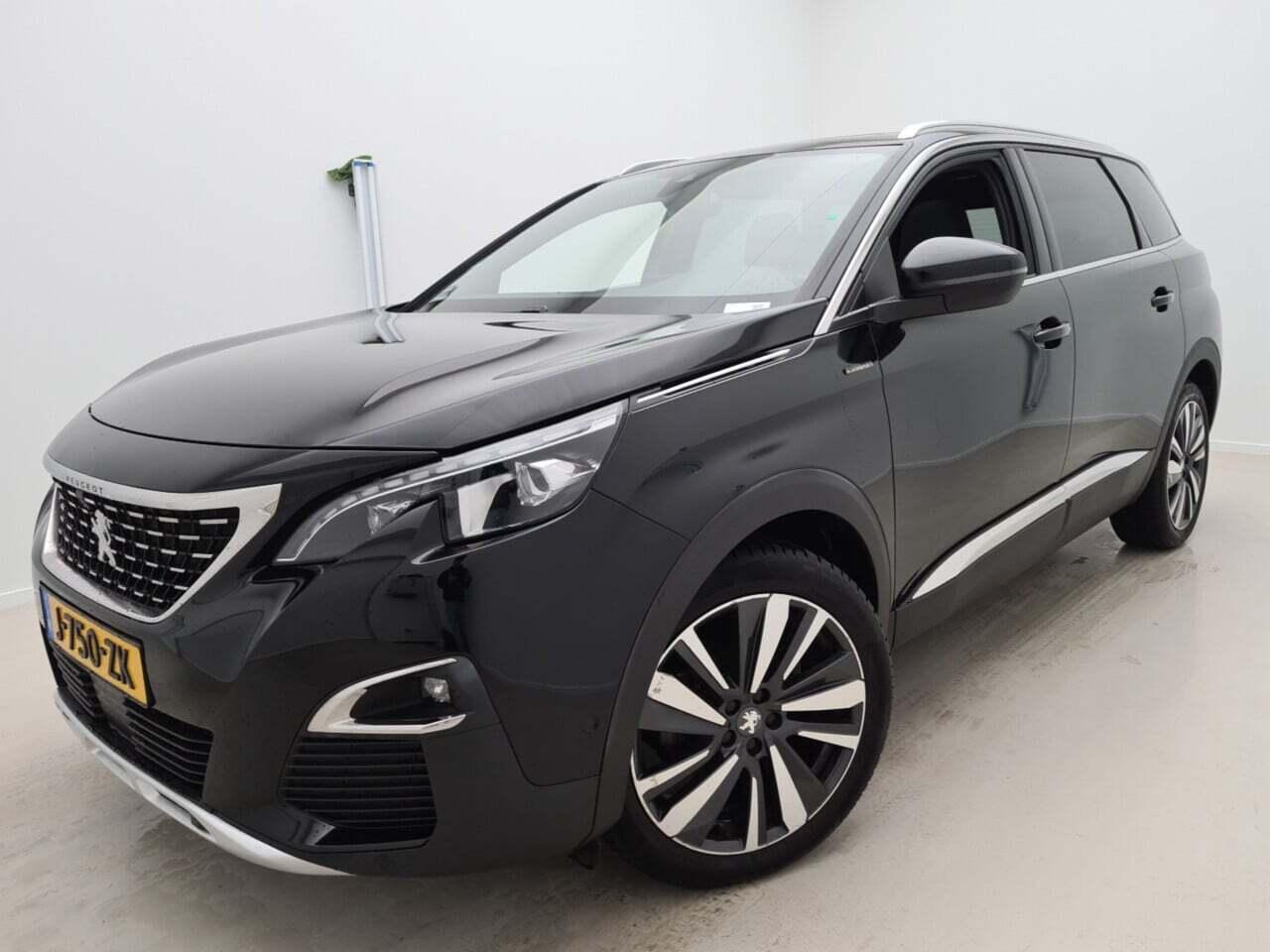 PEUGEOT 5008 1.2 PureTech Blue Lease GT-Lin