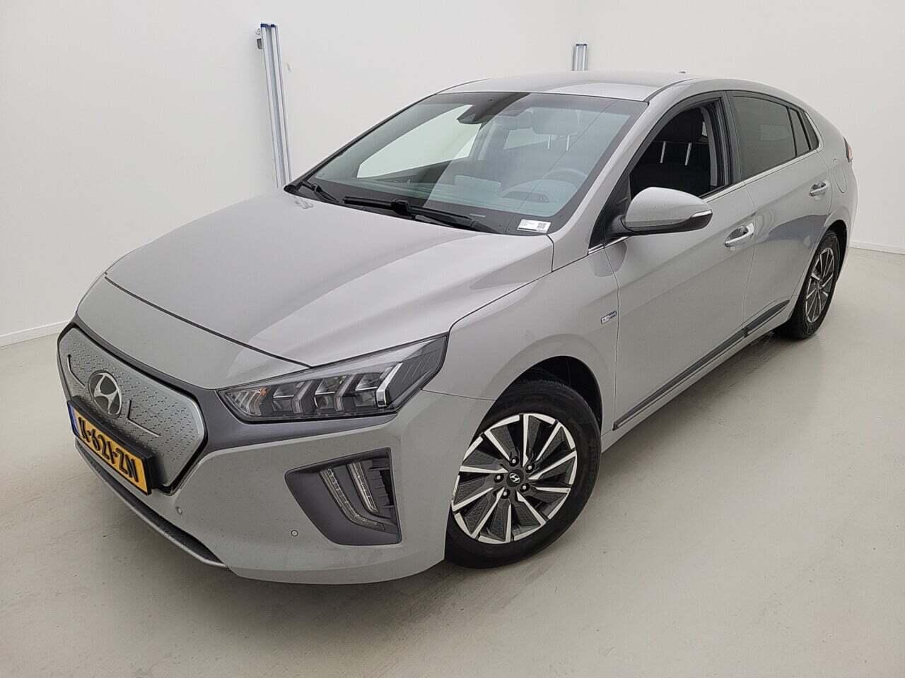 Hyundai Ioniq Premium EV 38 kWh