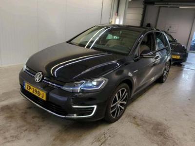 VOLKSWAGEN e-Golf e-Golf