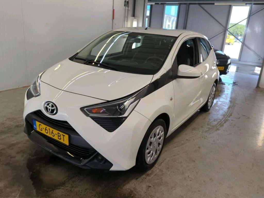 Toyota Aygo 1.0 VVT-i x-play ltd