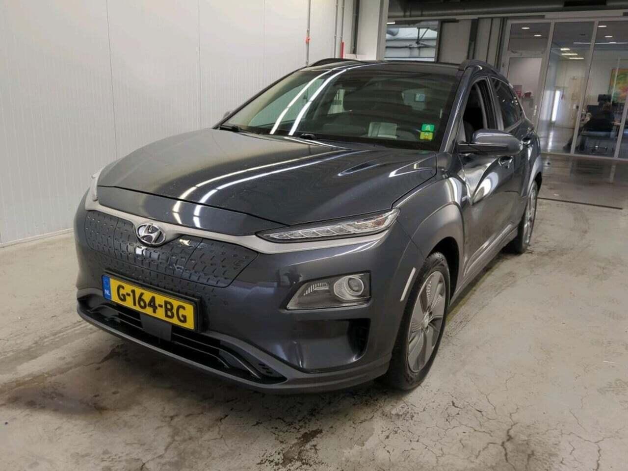 Hyundai Kona EV Premium 64 kWh