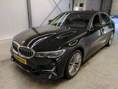 BMW 3-serie 330e High Executive