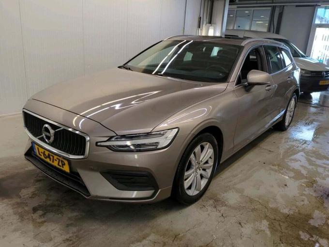 Volvo V60 2.0 B3 Momen Bns