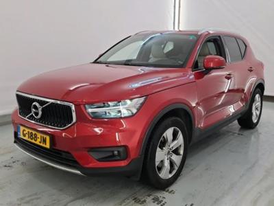 VOLVO XC40 17 Volvo XC40 T4 Geartronic Momentum Pro 5d