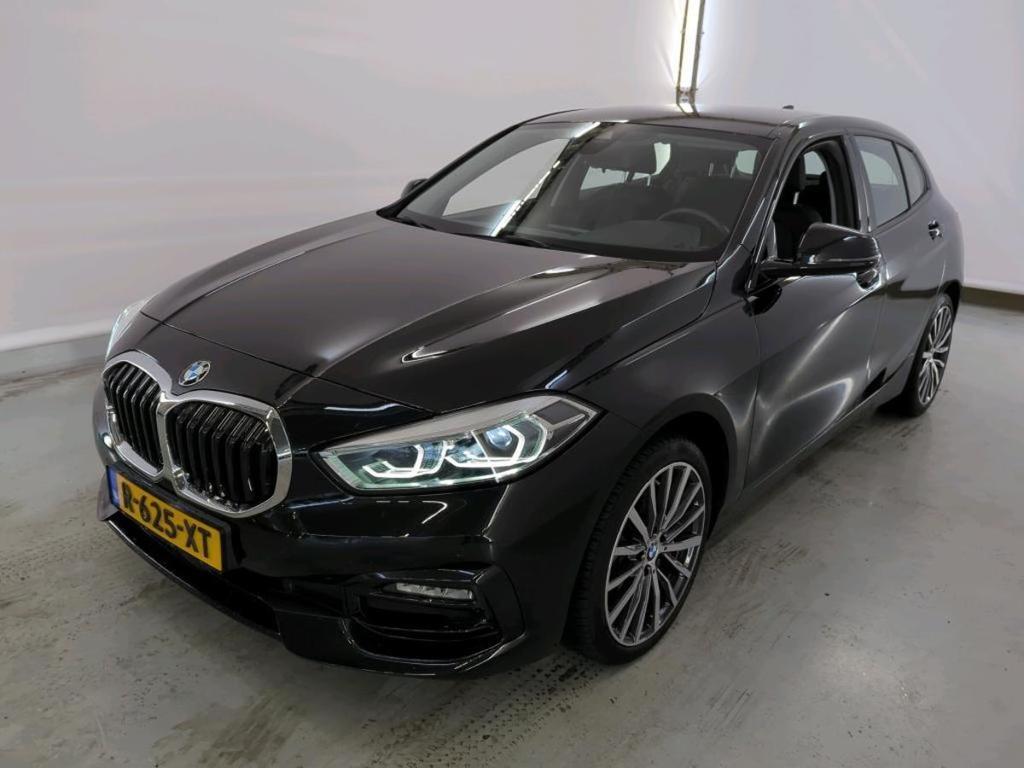 BMW 1 Serie 19 BMW 1 Serie 118iA Business Edition Plus..