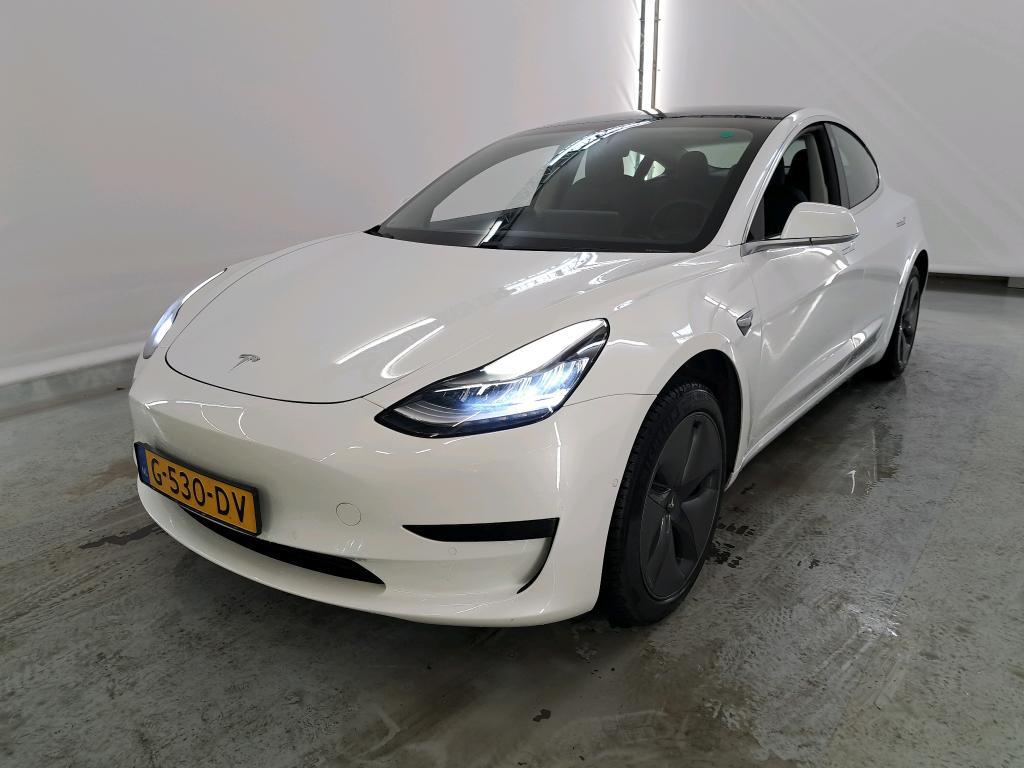 Tesla Model 3 18 BEV Tesla Model 3 Standard Range Plus..