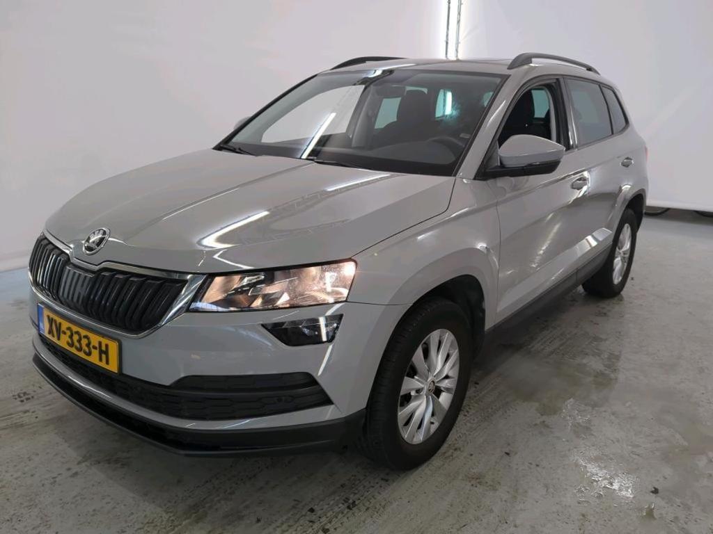 SKODA Karoq 17 Skoda Karoq 1.0 TSI Greentech DSG-7 Amb..