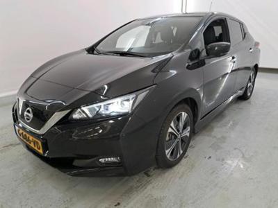 NISSAN Leaf 17 BEV Nissan Leaf TEKNA 39kWh 5d