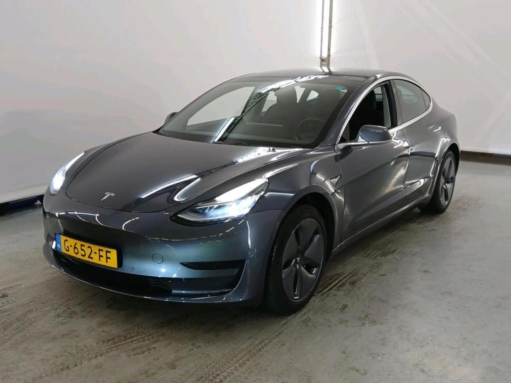 Tesla Model 3 18 BEV Tesla Model 3 Standard Range Plus..