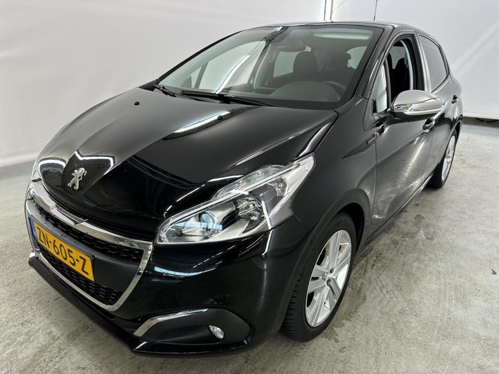 PEUGEOT 208 11-18 Peugeot 208 Signature 1.2 PureTech 82..