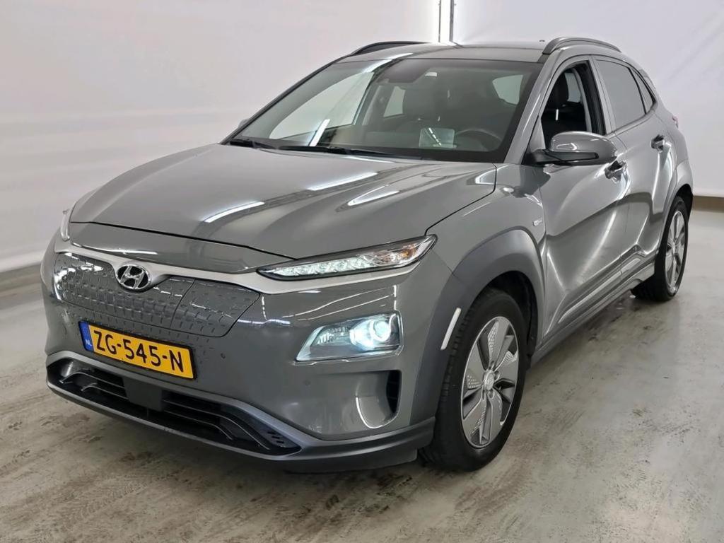 HYUNDAI Kona 17 Hyundai KONA Premium Electric 64 kWh 5..