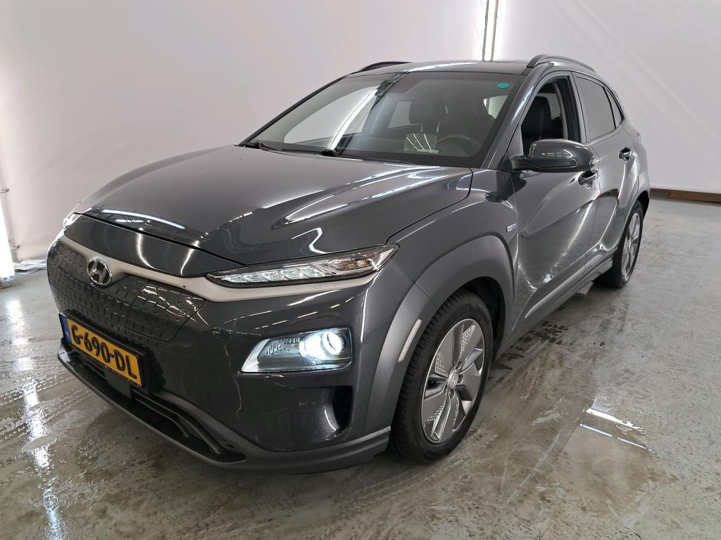 HYUNDAI Kona 17 Hyundai KONA Premium Electric 64 kWh 5..