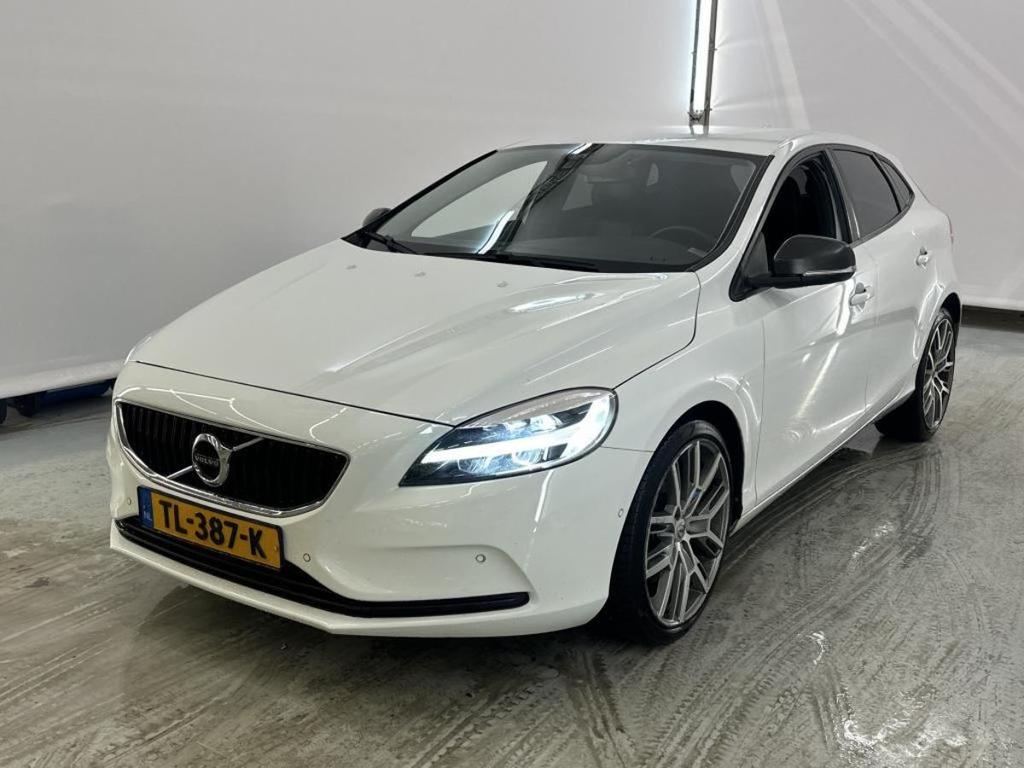 Volvo V40 2.0 D2 Edition+