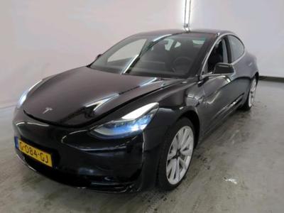 Tesla Model 3 18 BEV Tesla Model 3 Standard Range Plus..