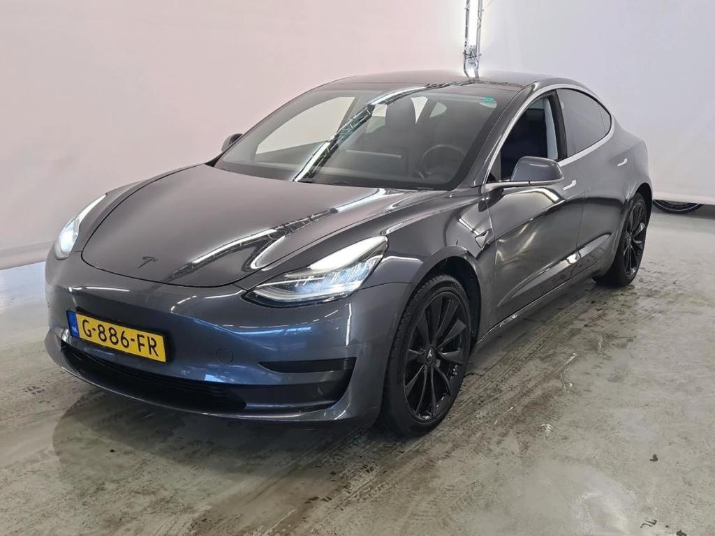 Tesla Model 3 18 BEV Tesla Model 3 Standard Range Plus..