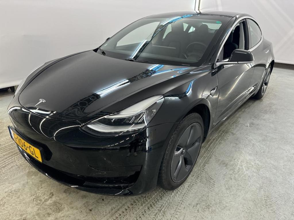 Tesla Model 3 18 BEV Tesla Model 3 Standard Range Plus..