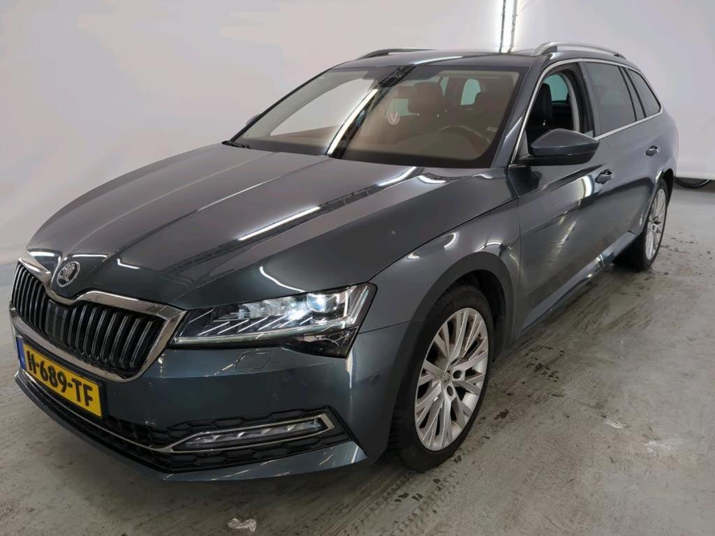 SKODA Superb Combi FL19 Skoda Superb Combi 1.5 TSI ACT..