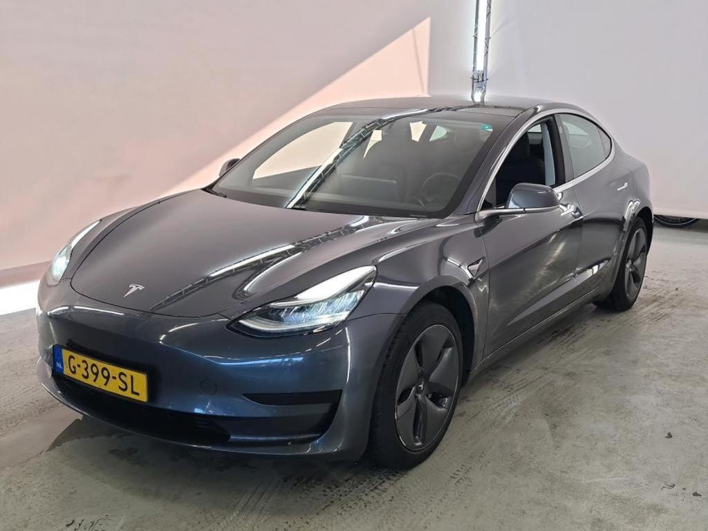 Tesla Model 3 18 BEV Tesla Model 3 Standard Range Plus..