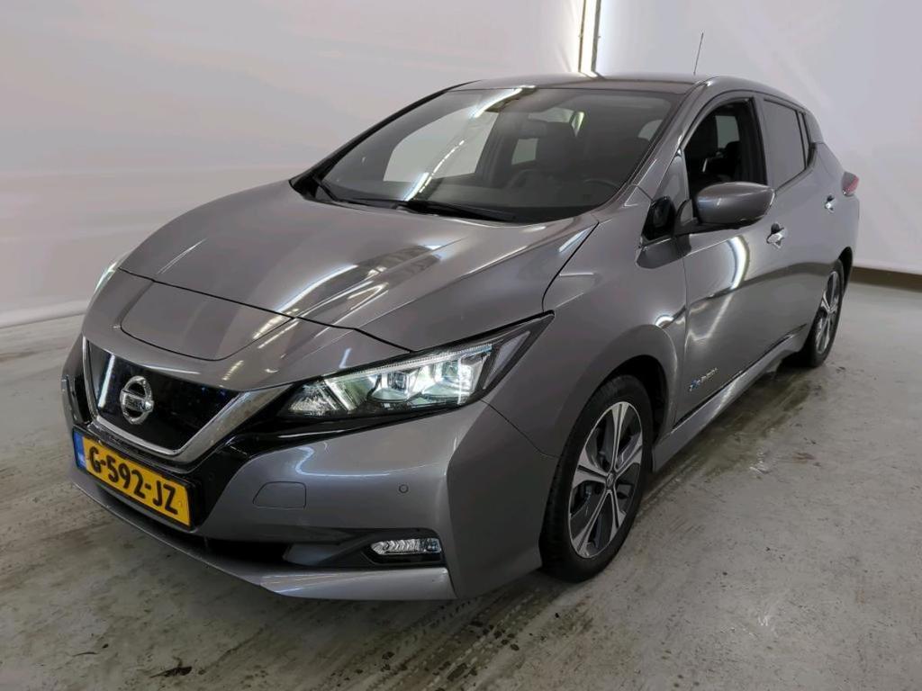 Nissan Leaf 17 BEV Tekna 40 kWh