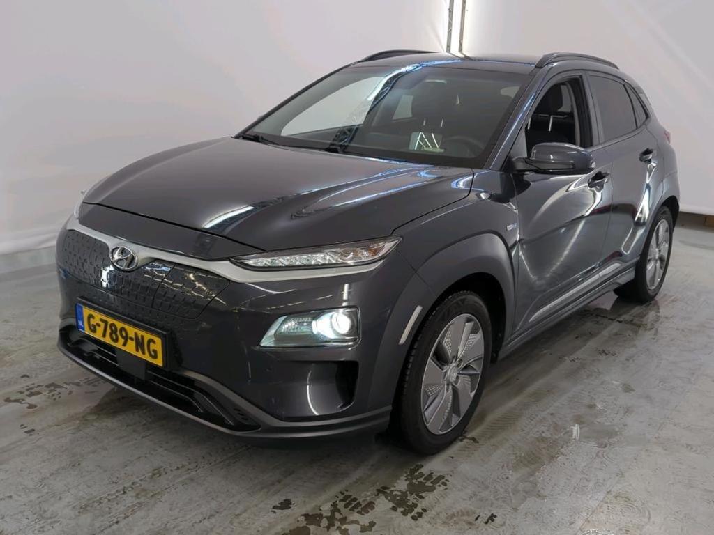 HYUNDAI Kona 17 Hyundai KONA Premium Electric 64 kWh 5..