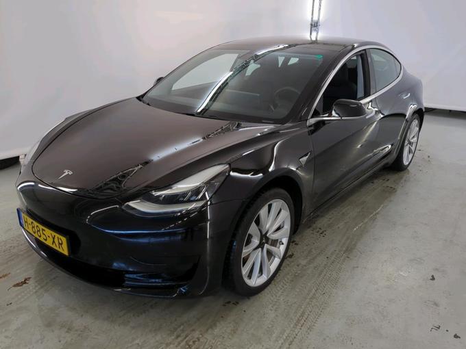 Tesla Model 3 18 BEV Tesla Model 3 Standard Range Plus..