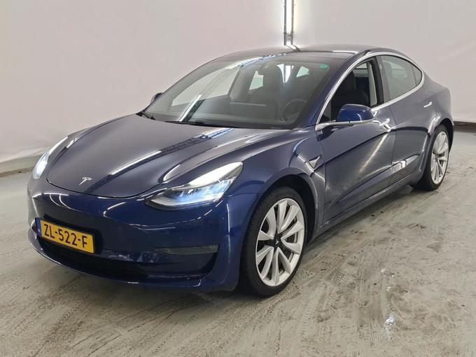 Tesla Model 3 18 BEV Tesla Model 3 Standard Range Plus..