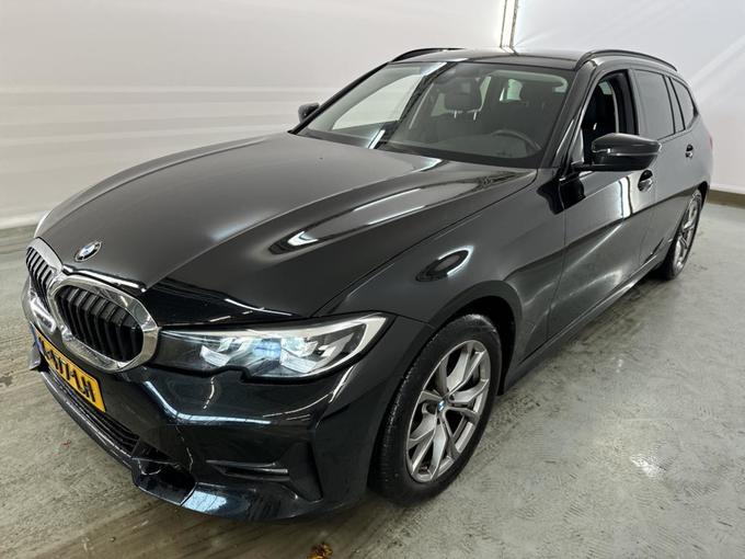 BMW 3 Serie T 18 BMW 3 Serie Touring 320iA Corporate E..