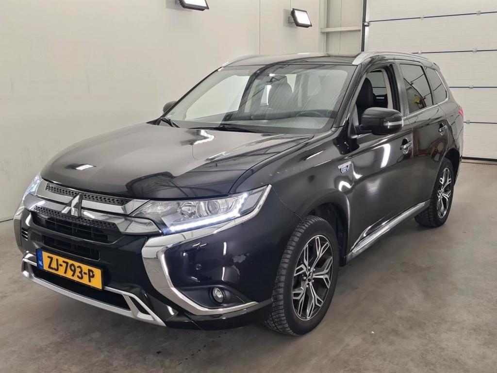 MITSUBISHI Outlander 15 Mitsubishi Outlander PHEV Pure..