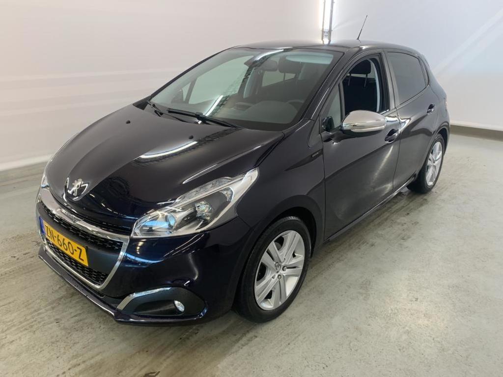 PEUGEOT 208 11-18 Peugeot 208 Signature 1.2 PureTech 82..