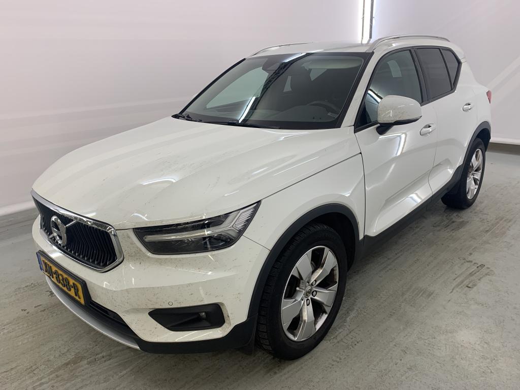 Volvo XC40 17 2.0 D4 AWD Momentum