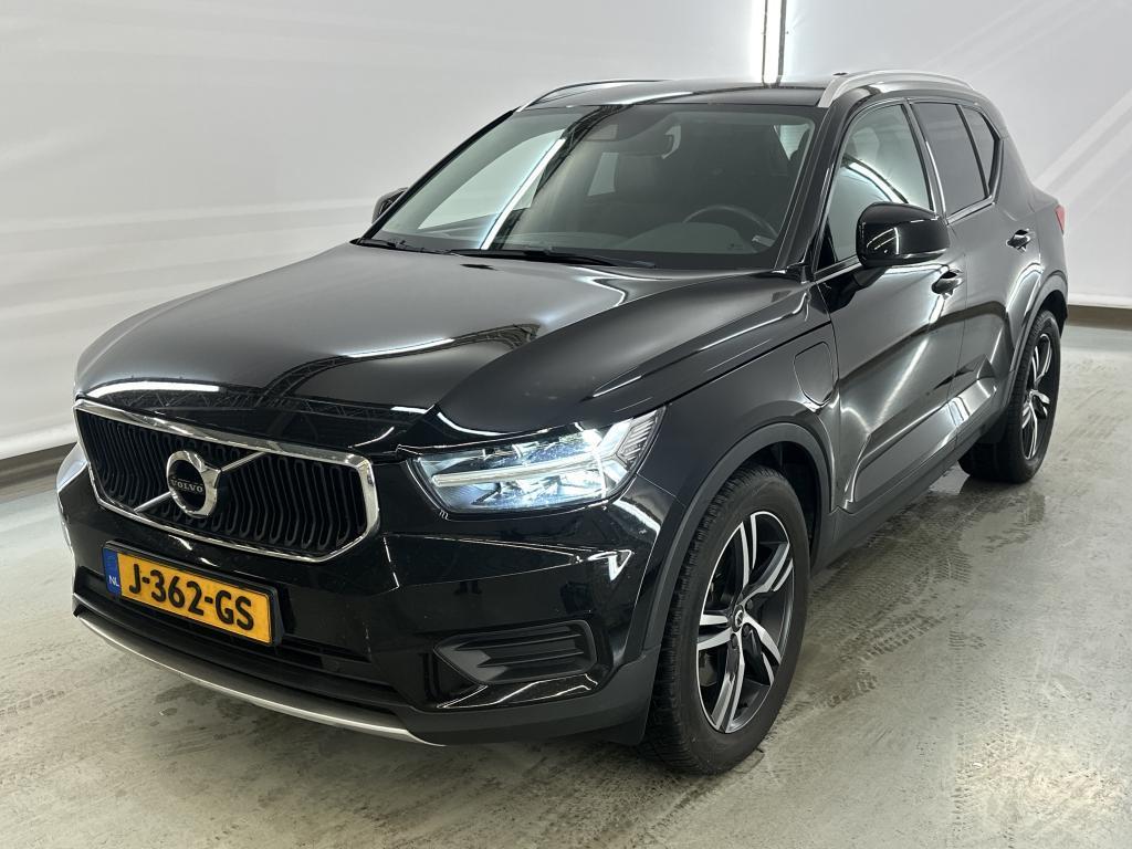 VOLVO XC40 17 Volvo XC40 T5 Twin Engine Geartronic Mom..