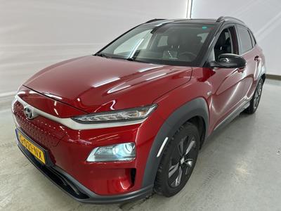 HYUNDAI Kona 17 Hyundai KONA Premium Electric 64 kWh 5..