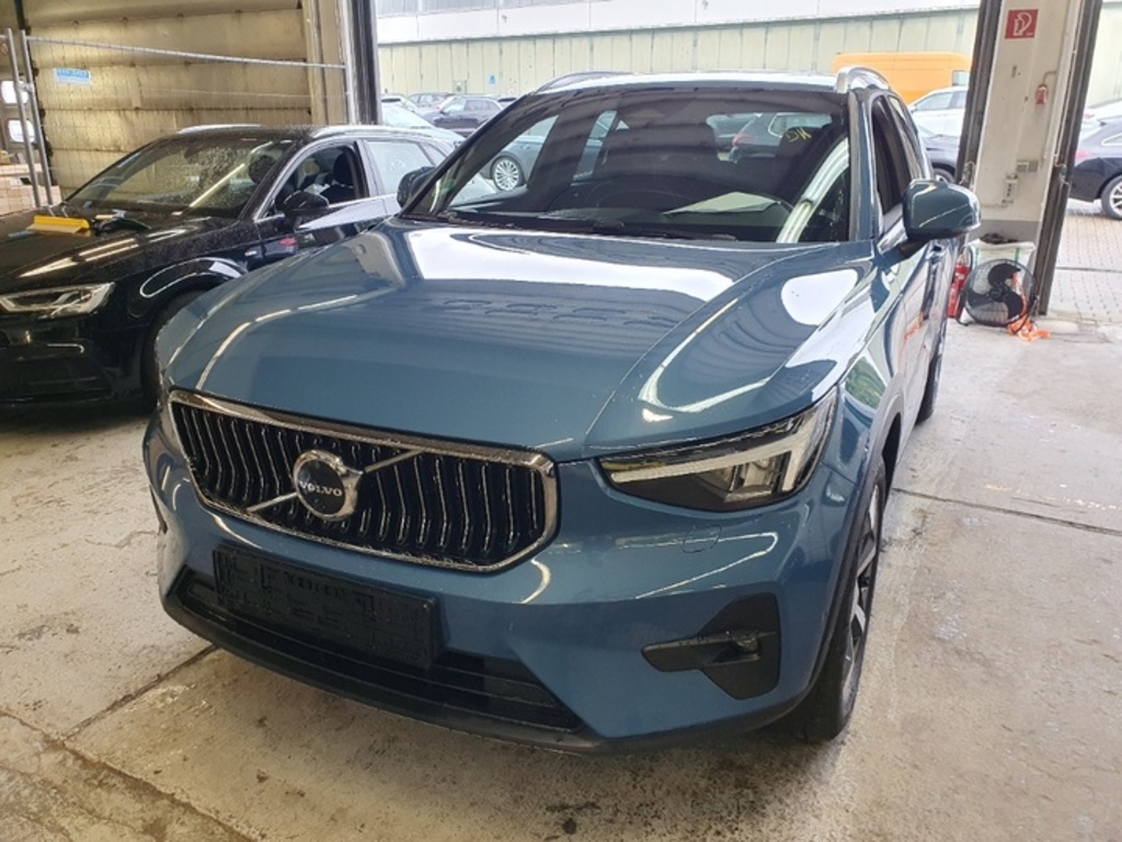 Volvo XC40 B4 AWD Ultimate Bright DCT