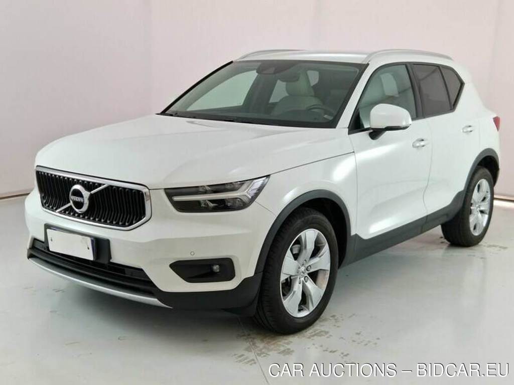 VOLVO XC40 / 2017 / 5P / SUV D3 GEARTRONIC MOMENTUM