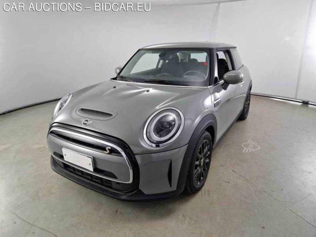 MINI MINI / 2021 / 3P / BERLINA COOPER SE CLASSIC