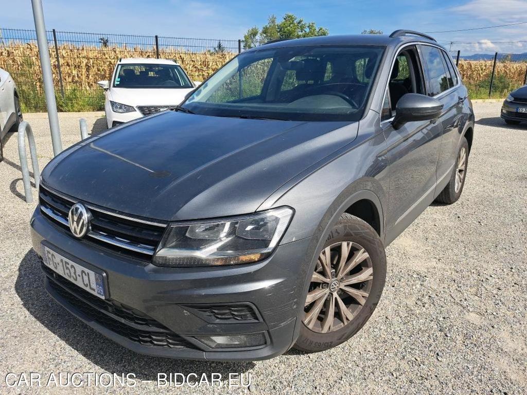 Volkswagen Tiguan / 2016 / 5P / SUV 2.0 TDI 150 DSG7 Confortline Business