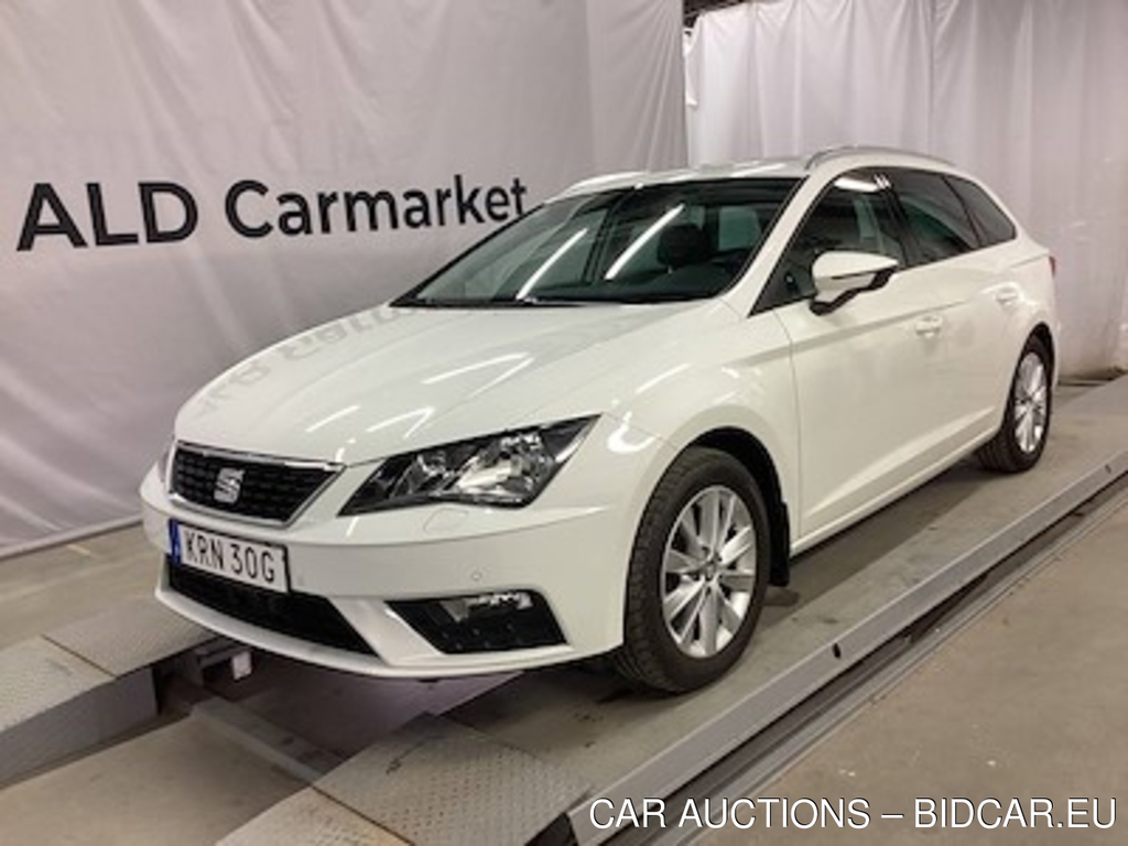 Seat Leon 1.5 TGI Style (AUT, Pano, Backkamera, P-Sensorer Fram &amp; Bak, MoK-Varmare, 130HK)