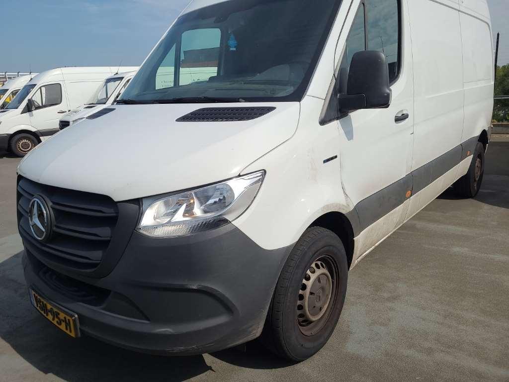 Mercedes Sprinter GB eSprinter GB L2 FWD 4D 85kW