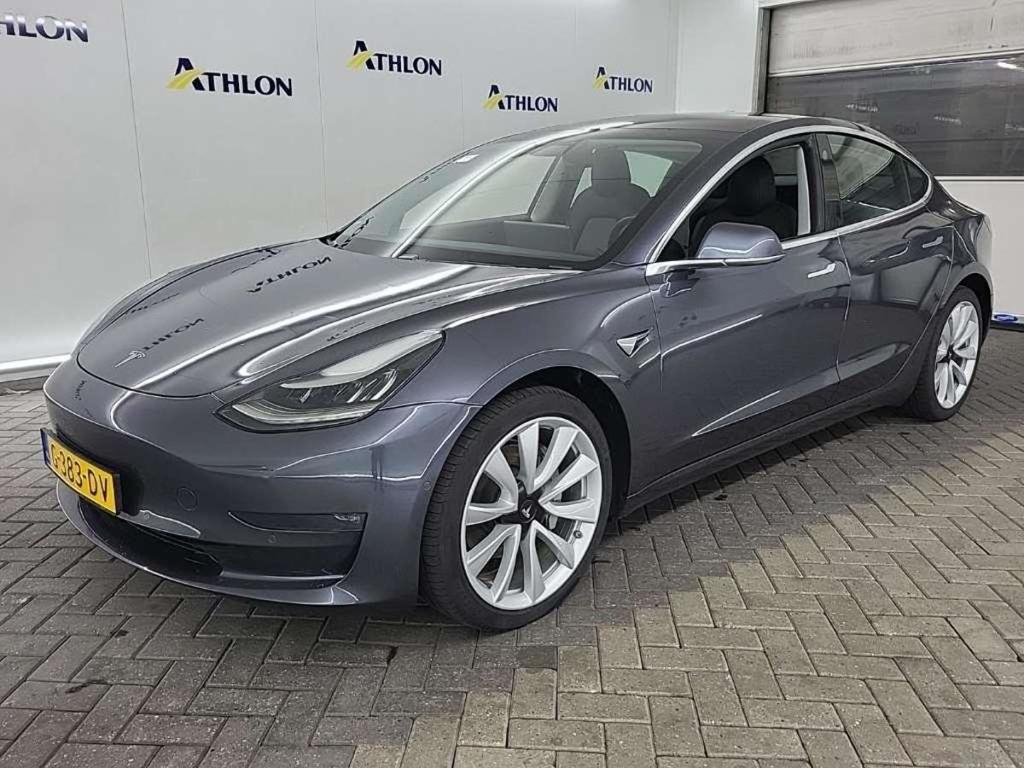 Tesla Model 3 Long Range Dual Motor AWD 4D 335kW