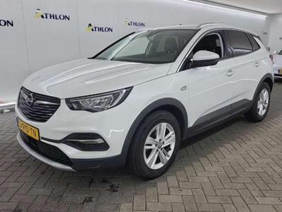 Opel Grandland X 1.2 Turbo S&amp;S 96kW Bus. Executive Auto 5D