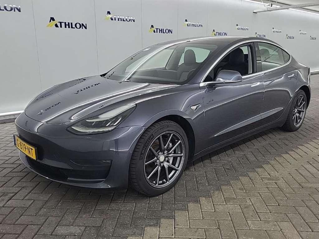 Tesla Model 3 Long Range Dual Motor AWD 4D 335kW