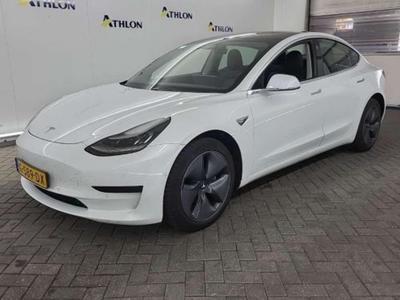 Tesla Model 3 Standard Range Plus RWD 4D 211kW