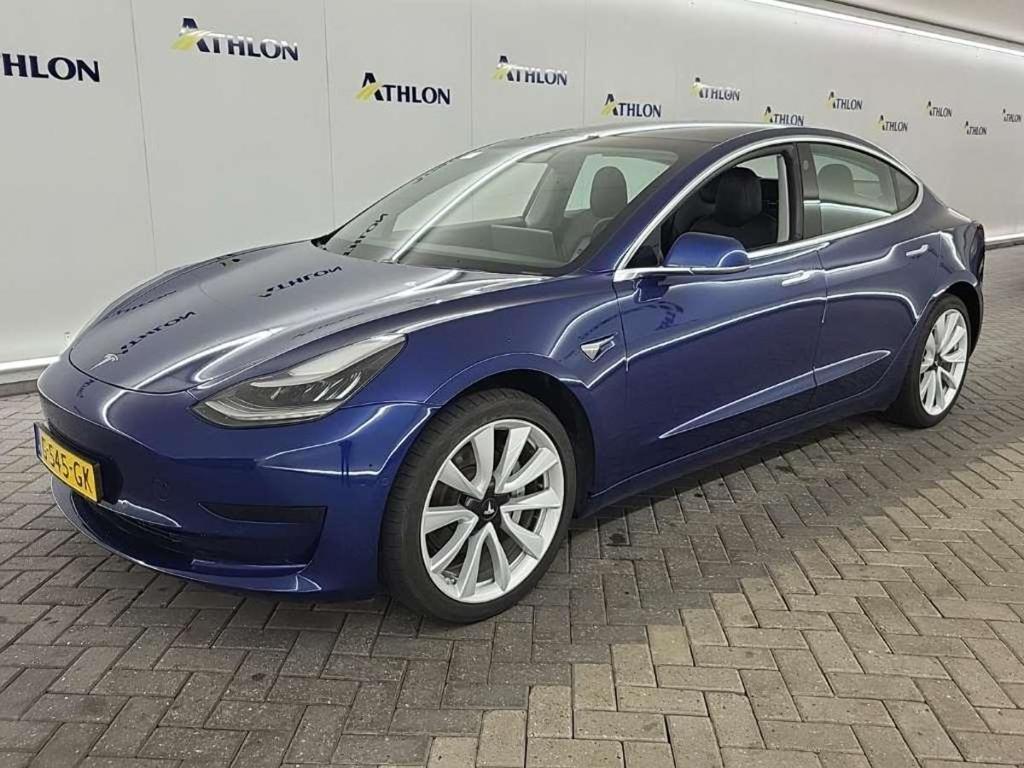 Tesla Model 3 Standard Range Plus RWD 4D 211kW