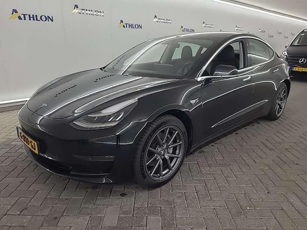 Tesla Model 3 Long Range Dual Motor AWD 4D 335kW