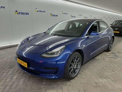 Tesla Model 3 Standard Range Plus RWD 4D 211kW