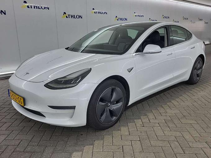 Tesla Model 3 Long Range Dual Motor AWD 4D 335kW