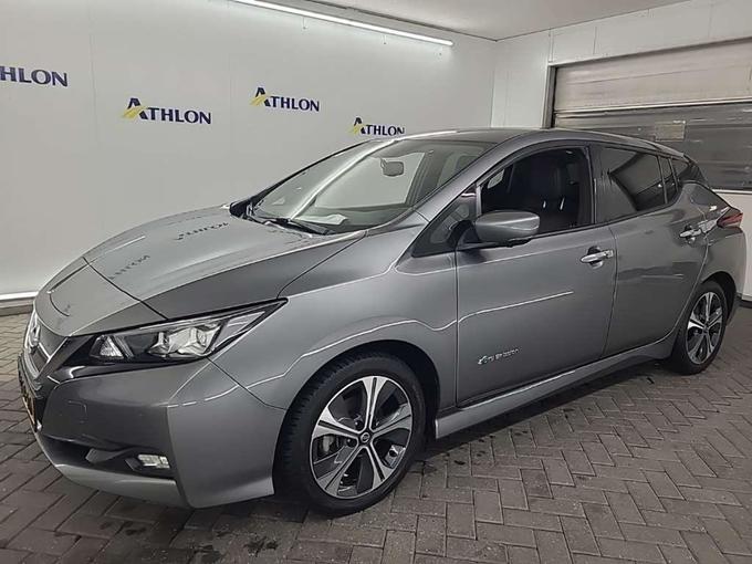 Nissan Leaf TEKNA 40kWh Athlon Edition