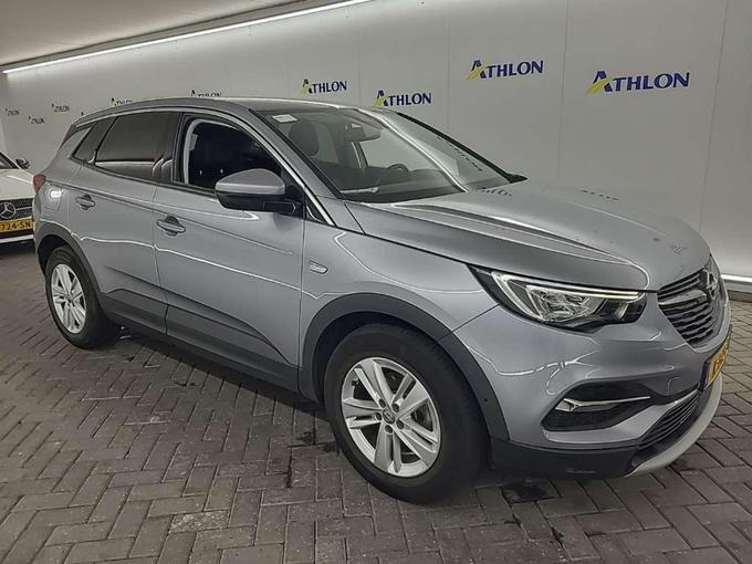 Opel Grandland X 1.2 Turbo S&amp;S 96kW Bus. Executive 5D